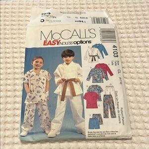 McCall's Kids scrubs/karate Costume Pattern